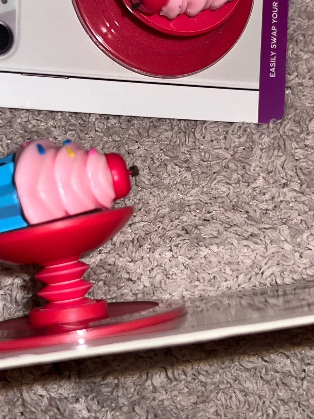 Magnetic Phone Grip - Pink Cupcake Design